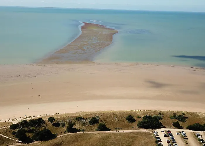 Hébergement de vacances Maison Mitoyenne 5 Pers, Animaux Admis, à 10 Min - Fr-1-540-300 *